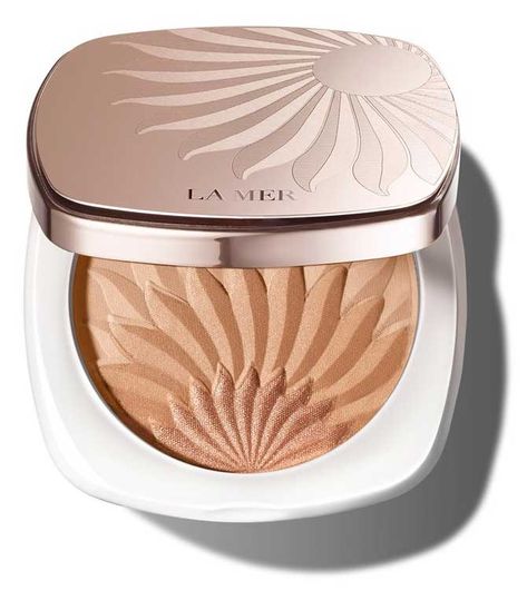 La Mer Soleil Summer 2019 Collection Drugstore Bronzer, La Mer Makeup, Dream Makeup, Makeup Kits, Makeup Package, Powder Compact, Bronzing Powder, Latest Makeup, Mac Makeup