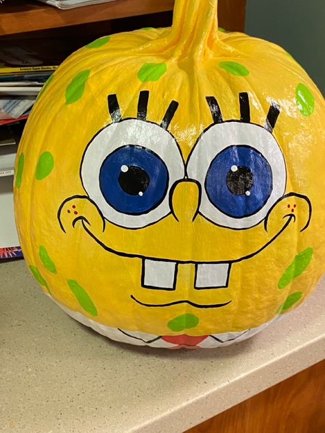 Pumpkin Ideas Disney, Pumpkin Painting Halloween, Spongebob Pumpkin, Painting Pumpkin Ideas, Cute Painted Pumpkin Ideas, Disney Pumpkin Painting, Minion Pumpkin, Halloween Pumpkin Crafts, Creative Pumpkin Painting