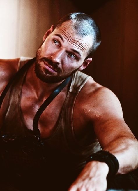 Daniel Cudmore / The Baytown Outlaws. Yummmm Baytown Outlaws, Daniel Cudmore, Mega Men, See Movie, Mens Club, Tv Actors, Buzz Cut, Celebrity Pictures, Bearded Men