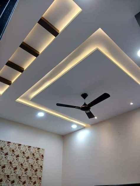 Celling decor ideas Latest False Ceiling Designs, Kitchen Ceiling Design, Plaster Ceiling Design, Simple False Ceiling Design, Bungalow Interiors, Gypsum Ceiling Design, Bedroom Pop Design, Simple Ceiling Design, Fall Ceiling