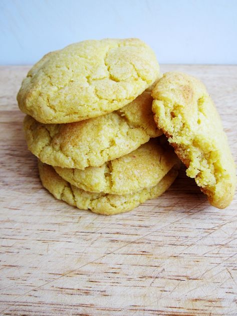 Cornflake Crunch, Cornmeal Cookies, Buttermilk Cookies, Corn Cookies, Cereal Cookies, Momofuku Milk Bar, Cereal Milk, Cinnamon Cookies, Recipes Baking