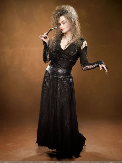 Bellatrix Lestrange Makeup, Bellatrix Cosplay, Bellatrix Lestrange Cosplay, Belatrix Lestrange, Bellatrix Lestrange Costume, 3 People Costumes, Harry Potter Bellatrix Lestrange, Harry Potter Halloween Costumes, Bellatrix Black