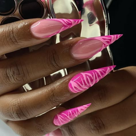 Stilettos Nails, Pink Stiletto Nails, Orchid Nails, Acrylic Nails Stiletto, Stilleto Nails Designs, Feather Nails, Girly Acrylic Nails, Dope Nail Designs, Short Square Acrylic Nails