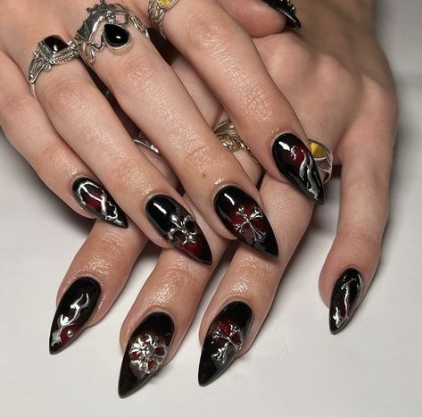 Acrylics With Cross Charm, Red Nails With Cross Charm, Charm Nails Black, Masquerade Nails, Chrome Short Nails, Press On Nail Kit, Vampire Nails, Cross Nails, Sharp Nails