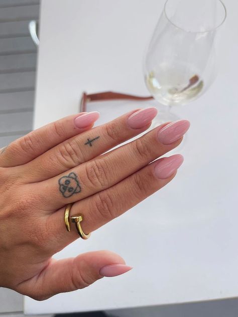 Juliana Nails, Nude Nails, Pink Nails, Nails Inspiration, Nail Inspo, Class Ring, Gel Nails, Online Shop, Tattoos