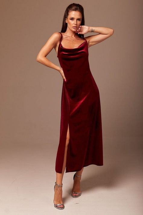 New Year's Dress Ideas 2024: 17 Stylish Looks to Welcome the Year - thepinkgoose.com Maroon Slip Dress, Bridesmaid Dress Velvet, Oxblood Dress, Ootd Formal, Midi Silk Dress, Silk Velvet Dress, Velvet Slip Dress, Long Slip Dress, Velvet Cocktail Dress