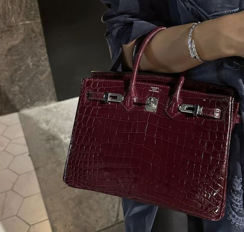 Burgundy Accessories Outfit, Burgundy Bag Aesthetic, Luxury Designer Burgundy Shoulder Bag, Cherry Red Bag, Luxury Burgundy Shoulder Bag, Red Birkin, Red Birkin Bag, Photography Editing Apps, Burgundy Outfit