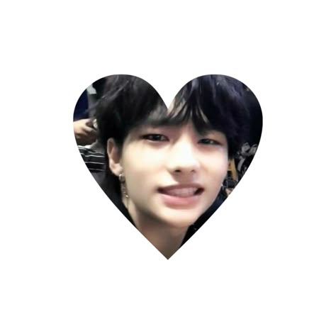 Felix Long Hair, Hyunjin Heart, Valentines Day Doodles, Valentines Day Drawing, Heart Emoji, Phone Inspiration, Soft Heart, Straykids Hyunjin, Aesthetic Japan