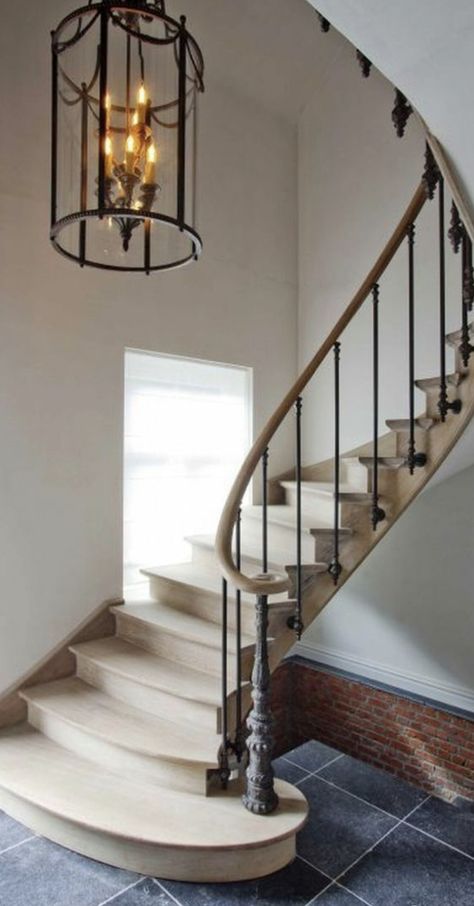 Banister Remodel, Wooden Staircase Design, Stairs Makeover Design, Staircase Design Ideas, Wooden Staircase, Diy Staircase, Beautiful Stairs, Stairs Makeover, Stair Railing Design