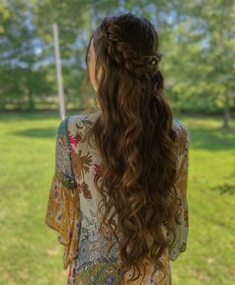 Apostolic Hairstyles, Apostolic Hair, Pentecostal Hairstyles, Church Hairstyles, Hair Doos, Curly Cut, Longer Hair Growth, Growth Inspiration, Hair References