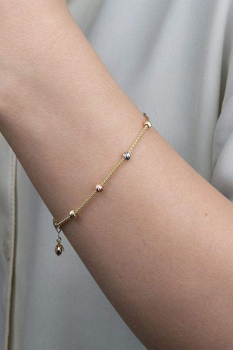 Buy 14K Gold Bracelet Popcorn Wristlet Dorica Balls Arm Band Online in India - Etsy Gold Bracelet For Women Modern, Gelang Emas Simple Elegant, Ball Bracelet Gold, Delicate Gold Bracelet For Women, Bracelate Design Gold For Woman, Modern Gold Bracelet For Women, Good Bracelets For Women, Girls Bracelet Designs Gold, Simple Gold Bracelets For Women