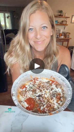 57K views · 899 reactions | Crustless Pizza - recipe in comments | Kristyslifestyle Pepperoni Pizza Bowl, Low Carb Pizza Sauce, Bowl Ingredients, Crustless Pizza, Pizza Bowl, Keto Pizza, Low Carb Pizza, Nothing New, Net Carbs