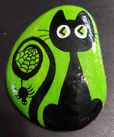 Spooky Halloween black cat with spiderweb.  This rock is happiest when kept inside. Halloween Themed Painted Rocks, Halloween Rocks Painted Ideas, Halloween Stone Painting, Devine Quotes, Halloween Rock Painting Ideas, Halloween Rock Painting, Halloween Painted Rocks, Cat Rocks, Cat Rock