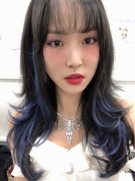 Micro Dip Dye Hair, Blue Tips Hair, Dyed Tips, Dip Dye Hair, Kpop Hair, Hair Aesthetic, Pretty Hair Color, Aesthetic Vibes, Dye My Hair