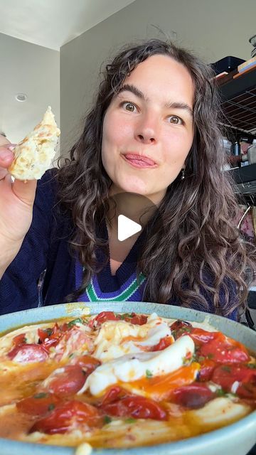 Carolina Gelen on Instagram: "THE PERFECT SUMMER BREAKFAST #LittleSesamePartner — roasted cherry tomatoes, jammy eggs and creamy @eatlittlesesame hummus. Swirl in some pita and enjoy!  Recipe on my website linked down below or in bio:  https://carolinagelen.com/poached-eggs-with-roasted-tomatoes-and-hummus/  #hummus #eggs #breakfast #cooking #tomatoes #tomato" Breakfast With Hummus, Hummus Eggs, Eggs And Hummus Breakfast, Hummus Breakfast Toast, Roast Red Pepper Hummus, Jammy Eggs, Breakfast Cooking, Eggs Recipes, Eggs Breakfast