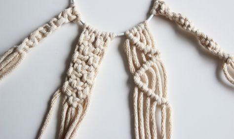 Stap voor Stap Uitleg van verschillende Macrame Knopen + Hoe kies je de juiste garen en Ideeen voor Macrame Woonhangers en andere creatieve toepassingen Macrame Thread, Half Hitch Knot, Macrame Knots Tutorial, Makramee Diy, Macrame Supplies, Macrame Knots Pattern, Knots Tutorial, Macrame Hanger, Macrame Curtain