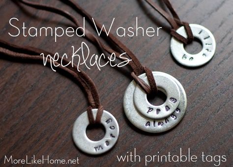 Washer Necklace Diy, Washer Crafts, Washer Necklaces, Washer Bracelet, Washer Jewelry, Necklaces Diy, Diy Necklace Making, Metal Stamped Jewelry, Homemade Jewelry