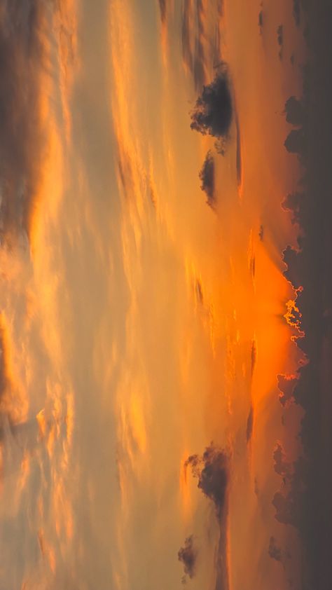 Sunset 
Wallpaper 
Sky
Clouds
Colors
Pin
Lebanon
Lebanese
Lockscreen
Iphone 
Samsung
Art
Apple
Hd Cloudy Sunset Sky, Sunset With Clouds, Cloudy Sunrise, School Portfolio, Background References, Cloudy Sunset, Dusk Sky, Sky Wallpaper, Sky Painting