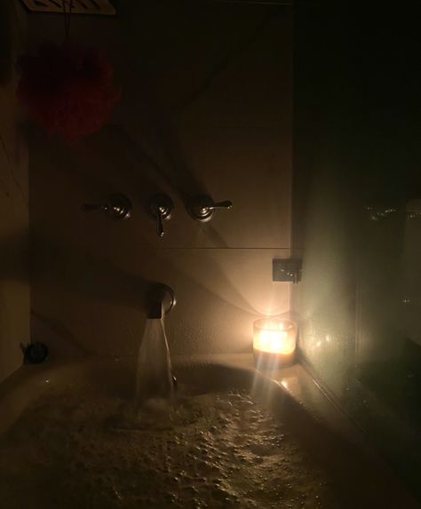 self care candel light bath clean girl aesthetic Self-care Aesthetic Dark, Night Self Care Aesthetic, Taking Care Of Yourself Aesthetic Pictures, Dark Bath Aesthetic, Self Care Aesthetic Dark, Self Care Aesthetic Pictures Dark, Dark Self Care Aesthetic, Bath Aesthetic Dark, Self Care Bath Ideas