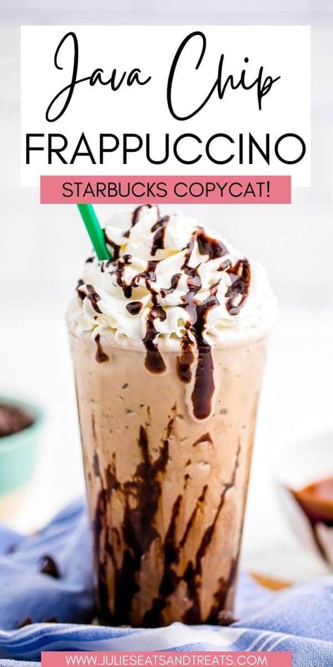 Copycat Starbucks Java Chip Frappuccino is a cold blended drink that's full of coffee, milk, chocolate syrup, ice and chocolate chips. Perfect refreshing drink on a hot day! Frappachino Recipe, Starbucks Java Chip Frappuccino, Java Chip Frappuccino, Chocolate Coffee Drinks, Chocolate Chip Frappe, Chips And Chocolate, Pumpkin Spice Frappuccino, Java Chip, Ice Chocolate