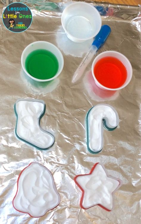 Preschool Christmas Lessons, Pre K Christmas Activities, Prek Christmas Activities, December Preschool Crafts, Christmas Stem Activities For Kids, Christmas Experiments, December Preschool Activities, Christmas Preschool Activities, Milk Painting