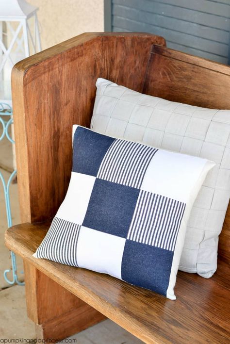 The 11 Best Upcycled Denim Projects | The Eleven Best Jean Diy, Denim Pillow, Quilted Denim, Creative Pillows, Diy Pillow Covers, Pillow Crafts, Pillow Tutorial, Patchwork Cushion, Denim Quilt