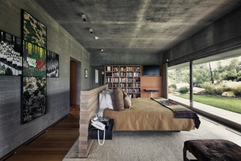 Gallery of Atalaya House / Alberto Kalach - 5 Casa Vintage, Bachelor Pad, Country Bedroom, Contemporary Bathrooms, Rustic Bedroom, Design Case, 인테리어 디자인, Home Decor Styles, In The Middle