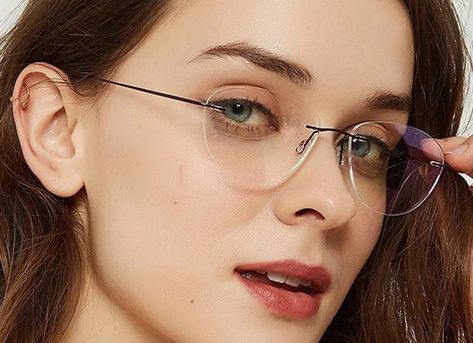 Rimless Glasses Aesthetic, Frameless Glasses Women, Rimless Glasses Women, Glasses For Oval Faces, Eye Glasses For Women, Frameless Glasses, Watches Women Simple, Wayfarer Glasses, Glasses Outfit