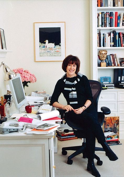 Writer's Office, Writers Desk, Nyc Home, Aha Moment, Nora Ephron, Sleepless In Seattle, Women Writers, In Memoriam, Women Writing