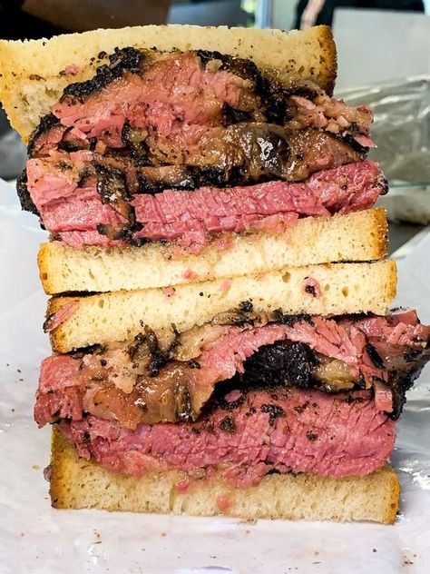 Pastrami Sandwich Recipe, Katz Deli, Deli Meat Recipes, Modern Diner, Homemade Pastrami, Pastrami Recipe, Katz's Delicatessen, Food Sandwiches, Restaurant Inspiration