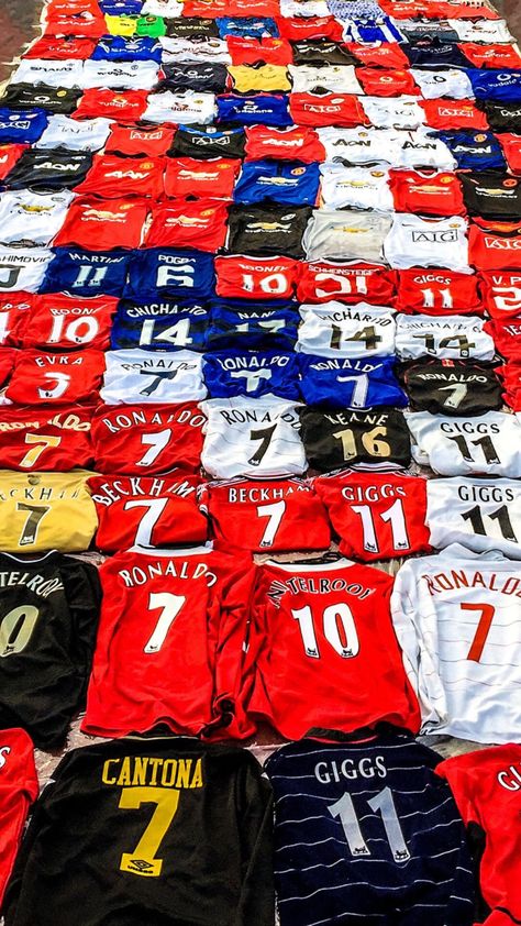 Manchester United shirt collection😍😍😍😍😍.WOW Man United Aesthetic, Manchester United Outfit, Camisa Do Manchester United, Man United Jersey, Manchester United Retro, Retro Manchester United, Manchester United Shirt, Manchester United Logo, Goat Shirt