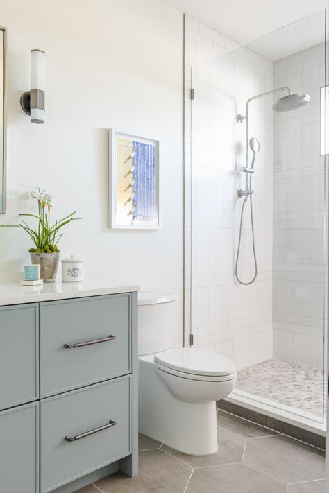 Light And Airy Bathroom, Airy Bathroom, Houzz Bathroom, Bathroom Chrome, Beach Style Bathroom, Home Depot Bathroom, Light Wood Cabinets, Shower Style, Bathroom Features