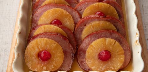 Spring Potluck, Boneless Ham Recipe, Spring Dinner Recipes, Glazed Pineapple, Ree Drummond Recipes, Pineapple Ham, Glazed Ham, Ham Recipe, Easter Dinner Recipes