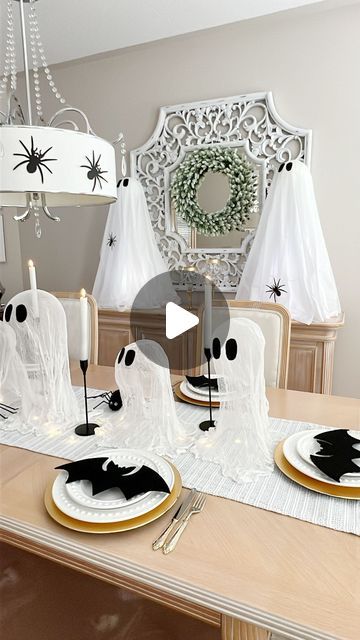 Ghost Tablescape, Ghost Table, Ghost Table Centerpiece, Halloween Ghost Table Decorations, Halloween Decorations Black And White, Ghost Party Centerpieces, Flameless Candles Decorating Ideas, Candle Tablescapes, Ghost Candle Holder