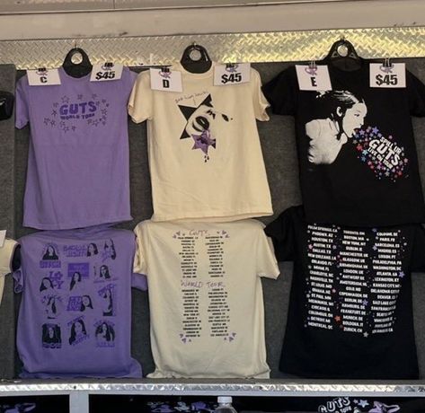 Olivia Rodrigo Merch Outfits, Olivia Rodrigo Merch Guts Tour, Guts Tour Merch, Olivia Rodrigo Journal Ideas, Guts Tour Outfit Ideas Olivia Rodrigo, Guts Outfit, Olivia Concert, Cute Concert Outfits, Olivia Rodriguez