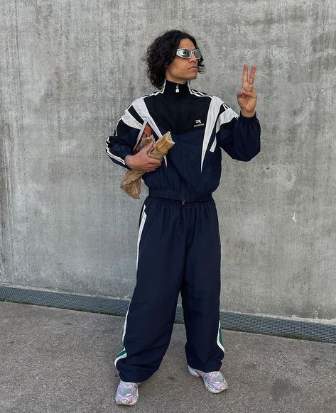 Jumpsuit Outfit Men, Tracksuit Aesthetic, Y2k Mens Fashion, Mlp Human, Mens Fashion Week Street Style, Vintage Tracksuit, Human Character, Street Style Aesthetic, Tracksuit Outfit