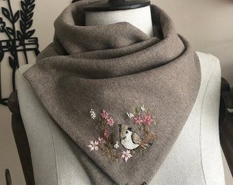 Scarf Embroidery Ideas, Scarf Ideas, Handmade Scarf, Embroidered Scarf, Baroque Design, Handmade Scarves, Floral Scarf, Vintage Scarf, Embroidery And Stitching