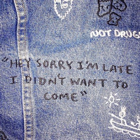 Denim embroidered quote Denim Quotes, Jean Diy, Under Your Spell, Diy Vetement, 90's Fashion, Bohol, What’s Going On, Ravenclaw, Infp