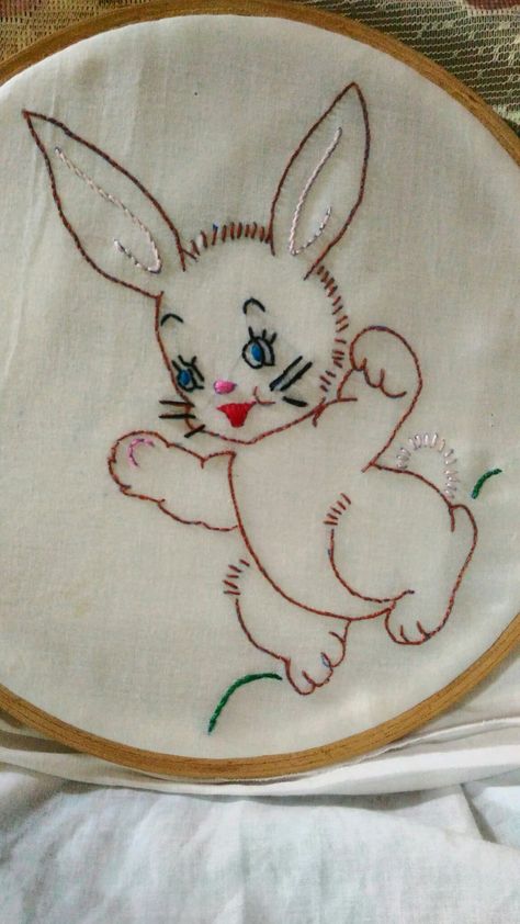 Cartoon Embroidery Design, Etsy Embroidery, Embroidery Stitching, Diy Embroidery Patterns, Basic Embroidery Stitches, Embroidery Stitches Tutorial, Cartoon Embroidery, Baby Embroidery, Embroidery Patterns Vintage