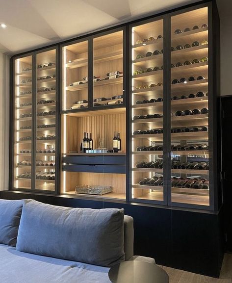 Wine Wall Living Room, Modern Wine Bar Design, Modern Wine Bar, Cave A Vin Design, Modern Wine Cellar, Wine Wall Display, Wine Cellar Wall, Modern Wine Storage, Contemporary Wine Cellar