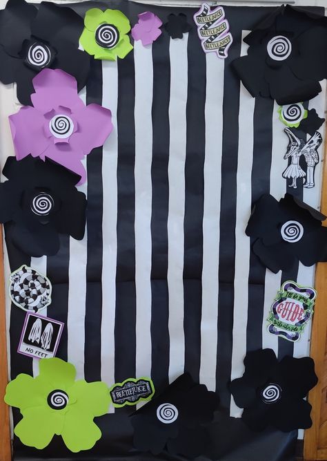 Beetle Juice Crafts For Kids, Halloween Door Decorations Beetlejuice, Beatle Juice Decoration, Beetle Juice Classroom Door, Beetlejuice Photo Booth, Beetle Juice Bulletin Board, Beetlejuice Photo Backdrop, Sandworm Beetlejuice Diy, Beetle Juice Room