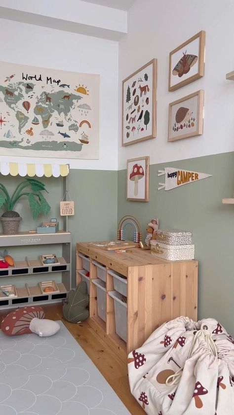 Green Kids Rooms, Green Boys Room, Toddler Boy Room, Toddler Boy Room Decor, Kids Rooms Inspo, Boy Toddler Bedroom, Boy Room Decor, Montessori Room, Toddler Playroom