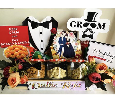 Groom To Be Hamper Ideas, Groom Basket Ideas, Trousseau Packing For Groom, Wedding Gift Pack Grooms, Indian Wedding Giveaways, Handmade Hamper, Wedding Packing, Wedding Gift Hampers, Hamper Ideas