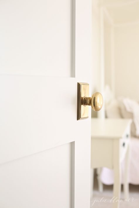 How to update a hall. New gold door knobs by Emtek Door Knobs Brass, Bedroom Door Knobs, Small Closet Door Ideas, Antique Brass Door Knobs, Gold Door Handles, Emtek Door Hardware, Entry Door Hardware, Closet Door Knobs, Interior Door Hardware