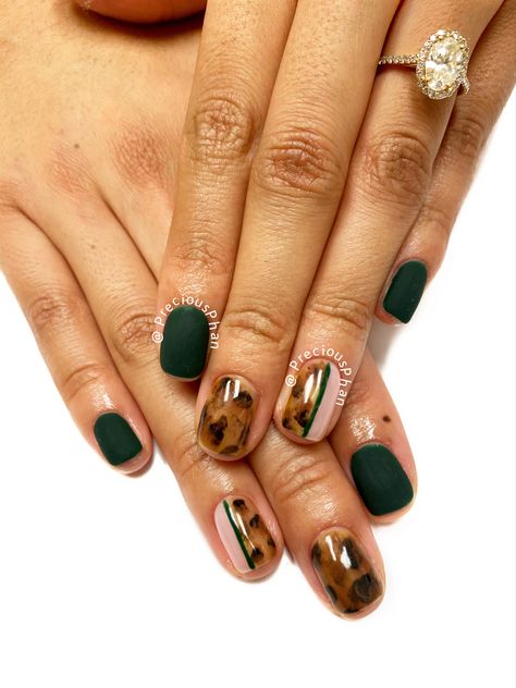 Tortoise Shell Nails, Shell Nails, Gel Nail Art Designs, Nails Now, Lasagna Soup, Cute Gel Nails, Nails 2020, Minimalist Nails, Unique Nails