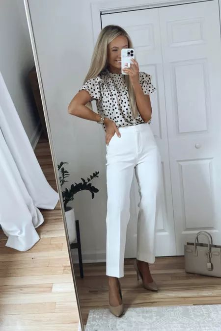 Casual Work Party Outfit Summer, Business Casual Outfits Florida, Work Outfits Women Blouse, Work Attire Women Summer, Womens Work Outfits Summer, Women’s Work Style, Vegas Business Casual, Buissnes Professional Outfits, Summer Business Casual Outfits Dresses