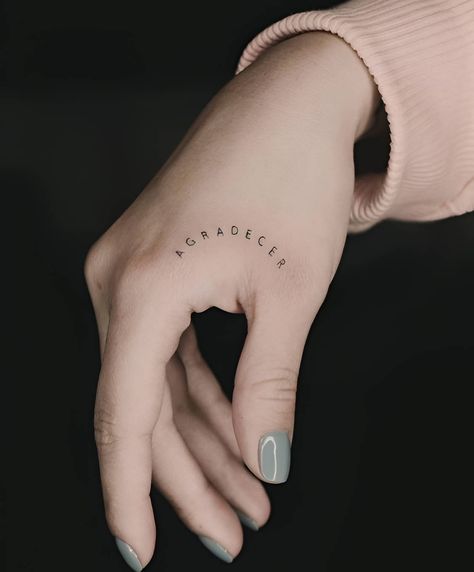 50 Gorgeous Minimalist Tattoos To Level Up Your Feminine Grace - Beauty, Fashion, Lifestyle and Trending Eldritch Tattoo, Gratitude Tattoo, Palm Tattoos, Petite Tattoos, Minimalist Tattoos, Classy Tattoos, Hand Tattoos For Guys, Tattoo Feminina, Dainty Tattoos