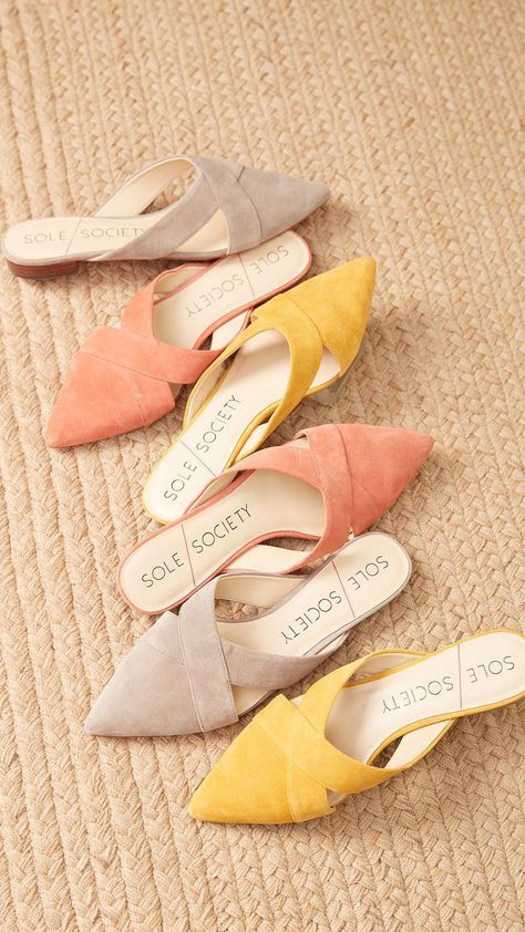 Fashion Shoes Flats, Summer Flats, Gisele Bundchen, Girly Shoes, Comfortable Flats, Ladies Shoes, Shoes Heels Pumps, Stylish Shoes, Casual Shoes Women