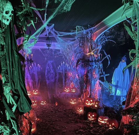 Bright Halloween Aesthetic, Halloween Decor Colorful, Huge Halloween Party, Halloween Festival Aesthetic, Halloween Neon Aesthetic, Scary Halloween Aesthetic, Basement Halloween Party, Neon Halloween Aesthetic, Outside Halloween Party