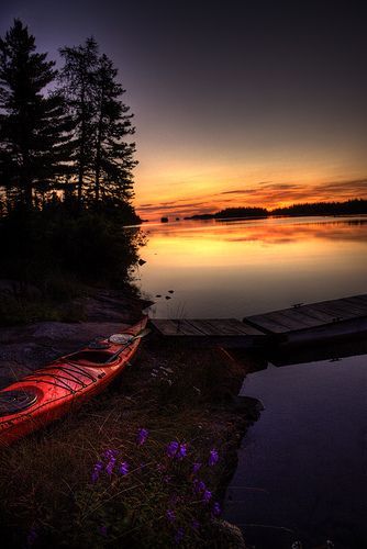 Tobin Harbor Sunrise, Lake Superior, Michigan www.MiCraftBeerCulture.com Body Of Water, Sea Kayaking, Canoe And Kayak, Kayak Fishing, Sunset Photos, Pics Art, Outdoor Life, Outdoor Fun, Sunrise Sunset